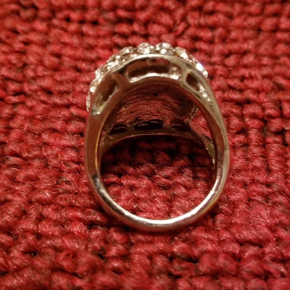 Ring - Picture 6 of 6